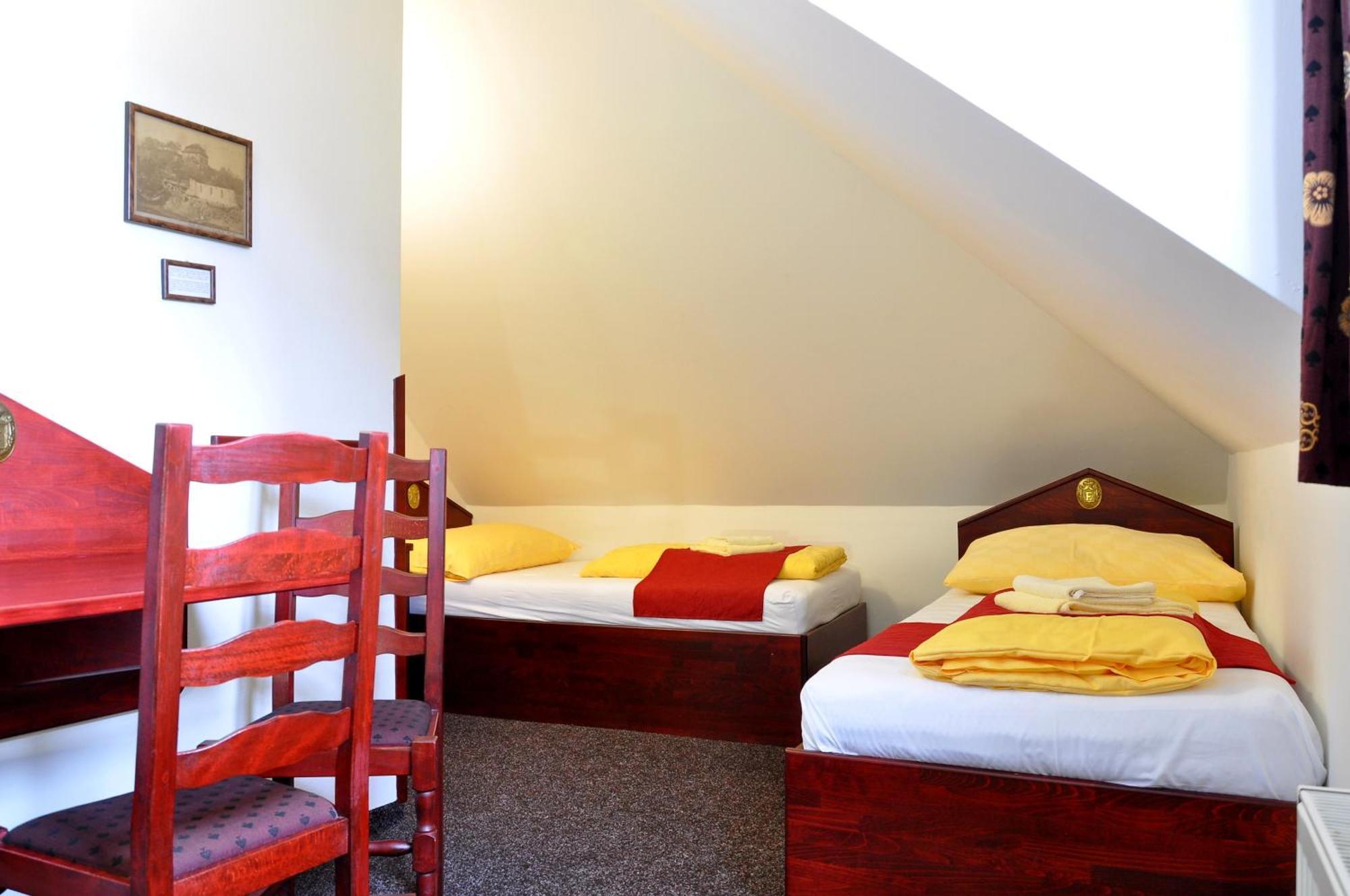 Hotel Císař Ferdinand Loket Quarto foto