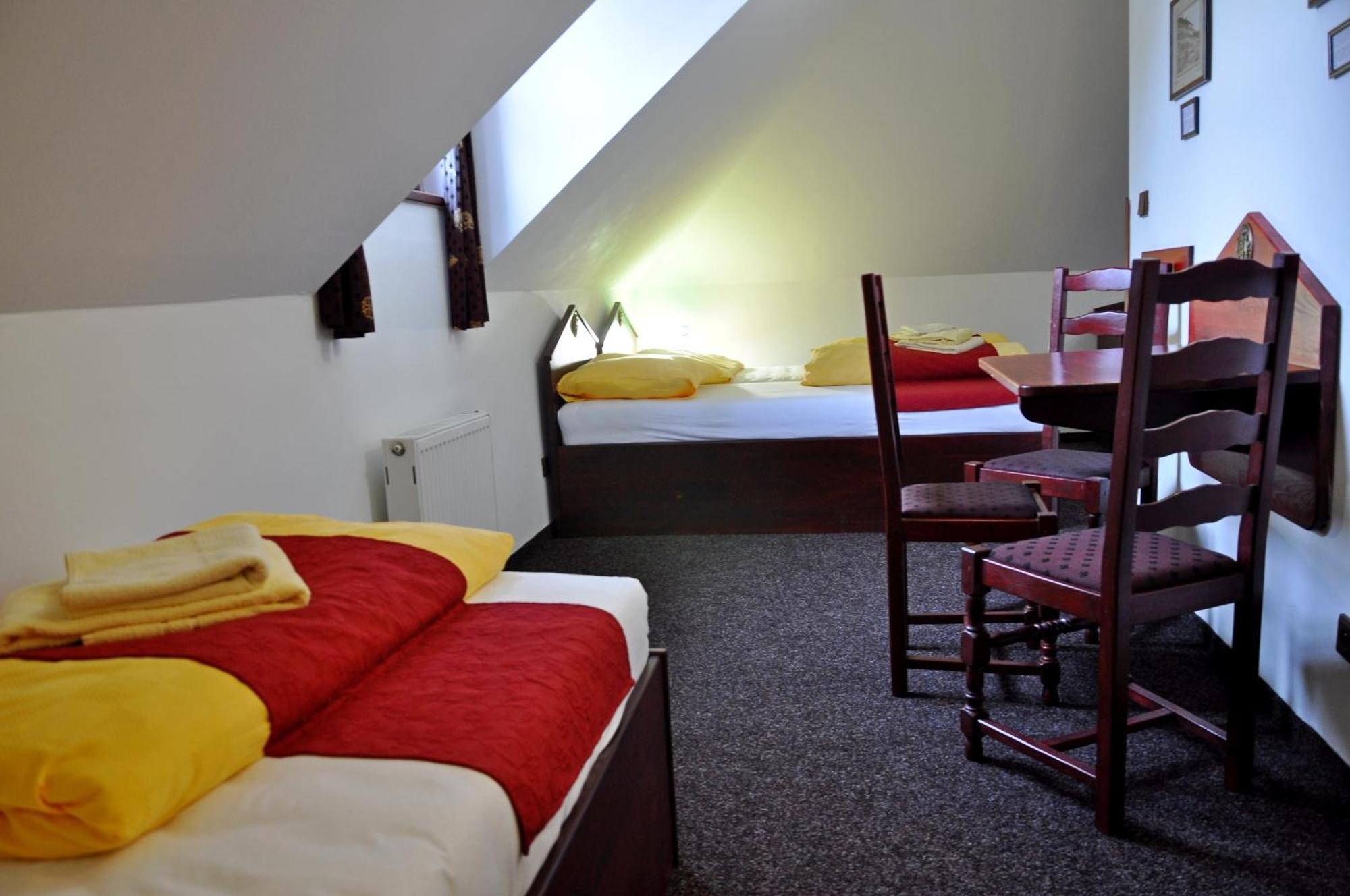 Hotel Císař Ferdinand Loket Quarto foto