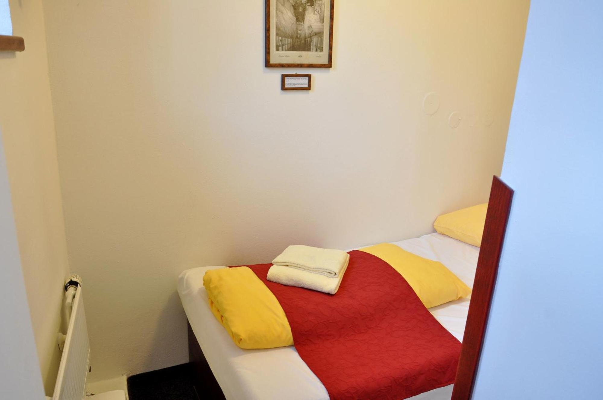 Hotel Císař Ferdinand Loket Quarto foto